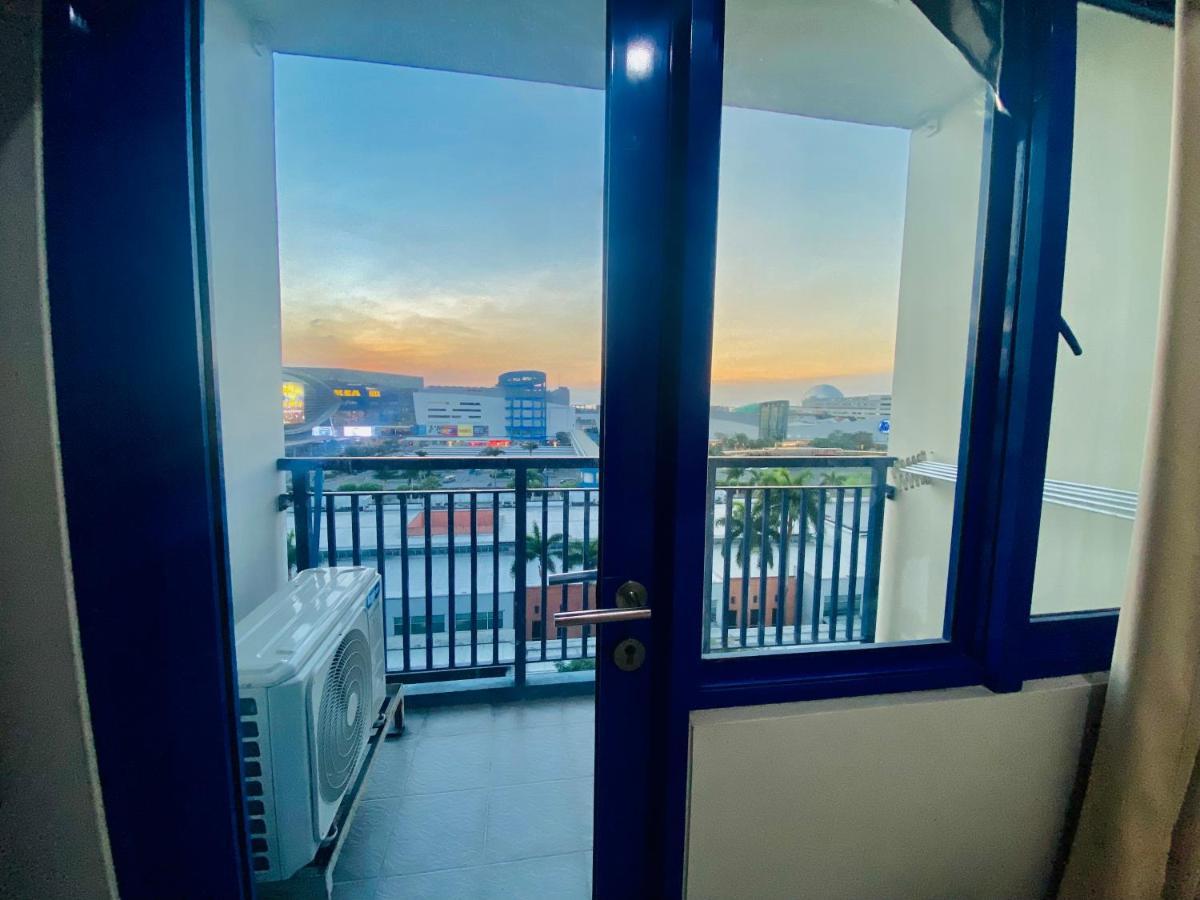 Azenith Staycation At Sea Residences Moa Pasay Buitenkant foto
