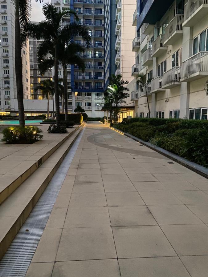 Azenith Staycation At Sea Residences Moa Pasay Buitenkant foto