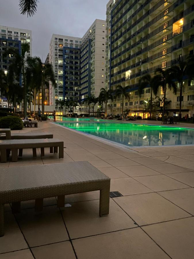 Azenith Staycation At Sea Residences Moa Pasay Buitenkant foto